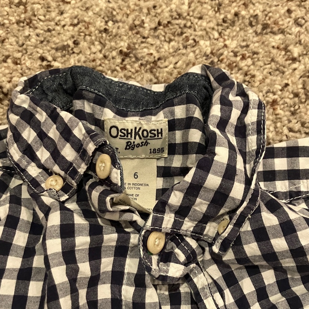 OshKosh B'gosh Blue and White Button Up Dress Shirt Size 6 - Picture 4 of 6